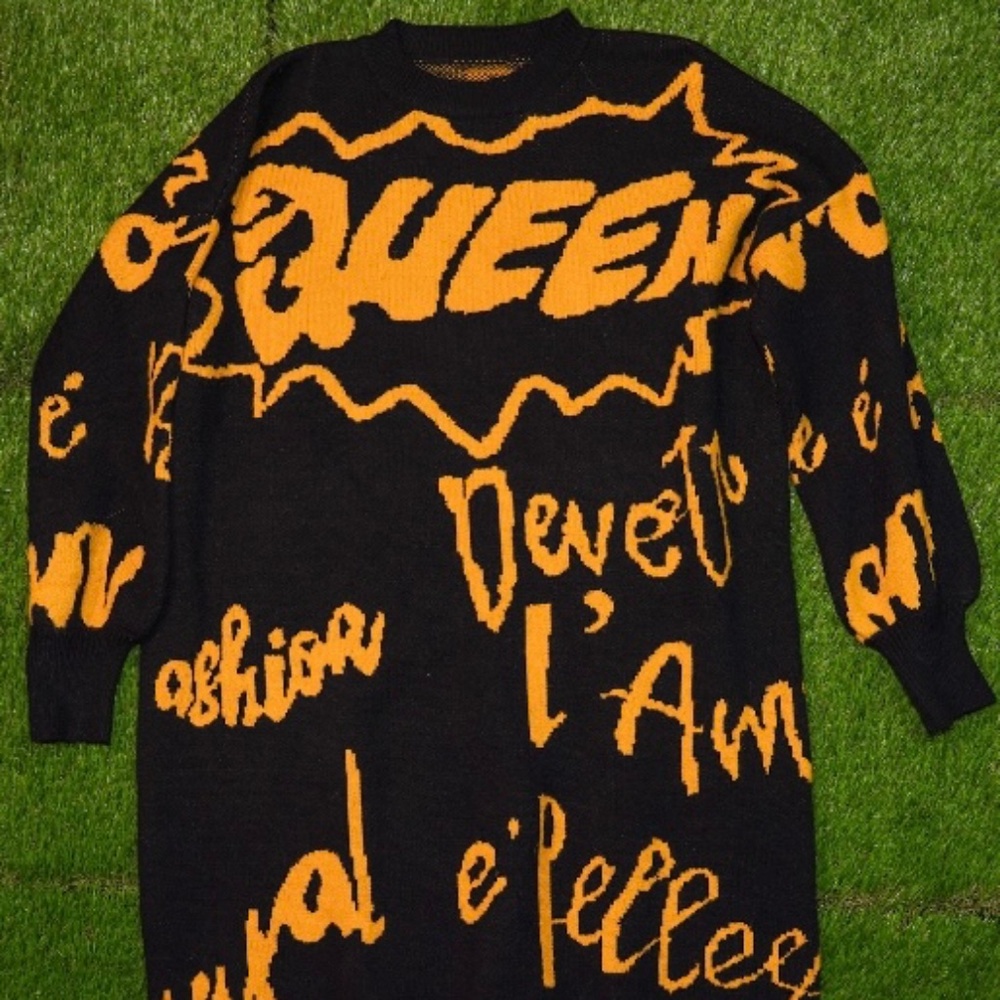 Vintage & Rare "Queen" Crew Neck